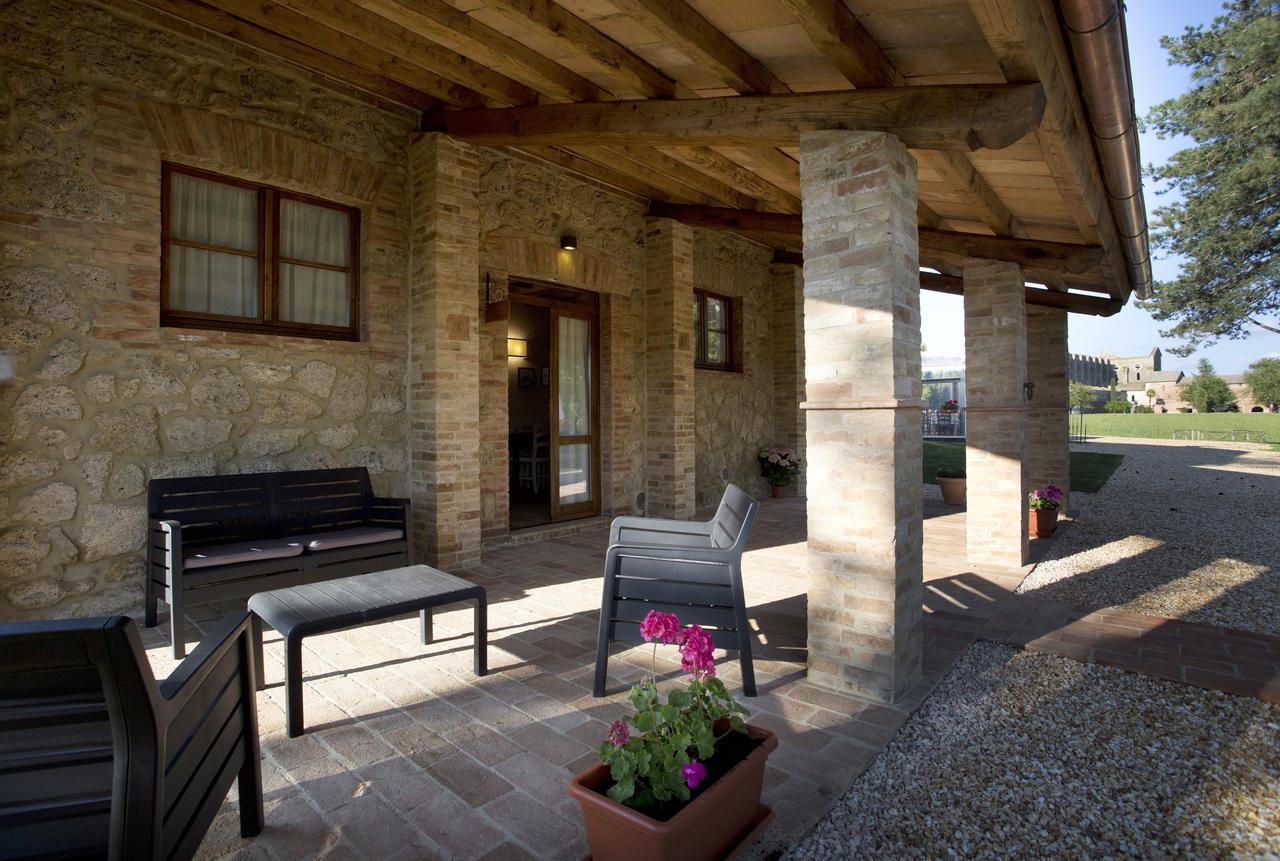 Casale San Galgano Aparthotel Chiusdino Exterior foto